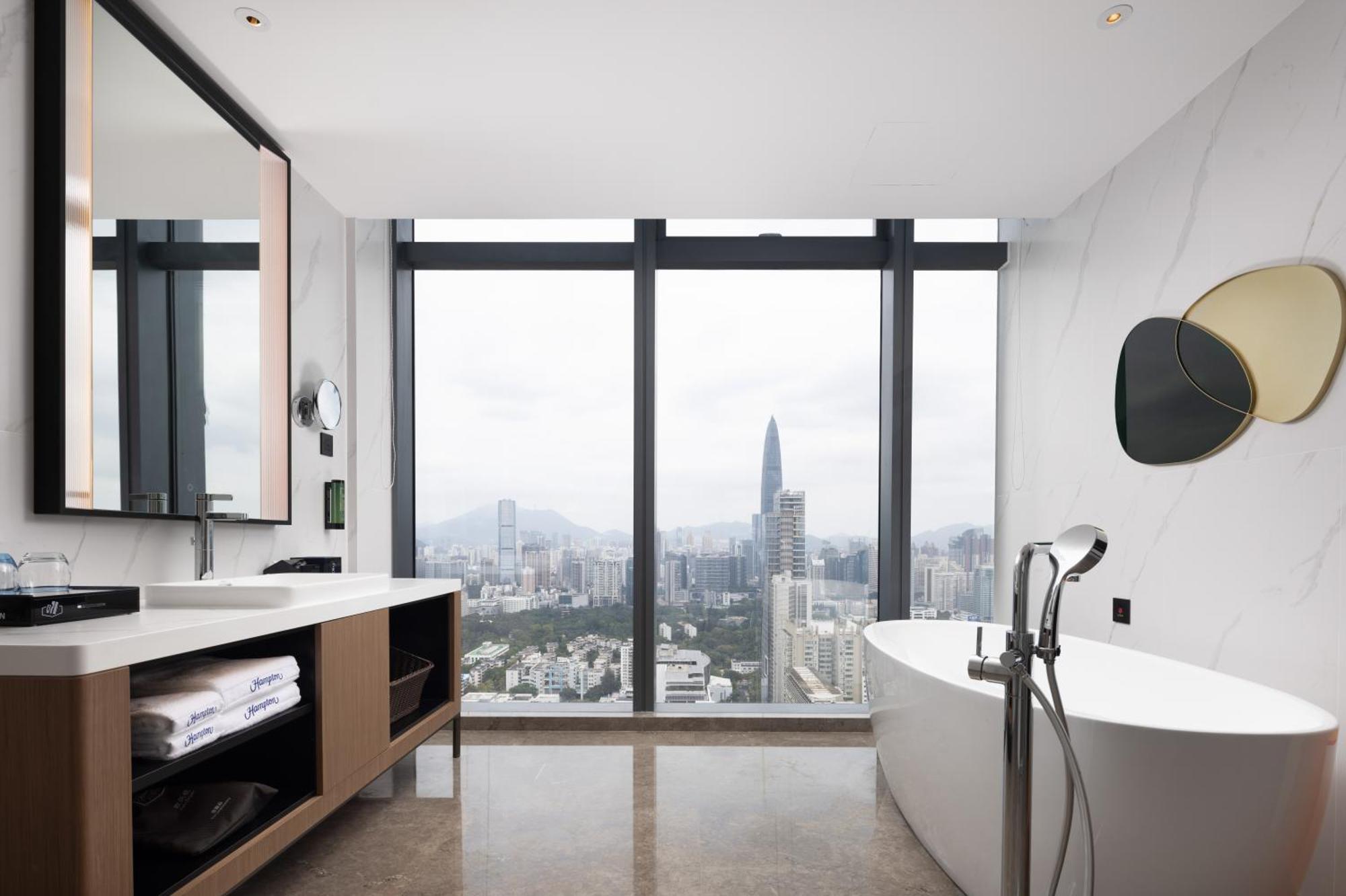 Hampton By Hilton Shenzhen Futian Huaqiangbei Hotel Exterior photo